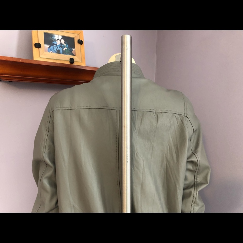 Mike & Chris Bomber Jacket - Picture 4 of 9